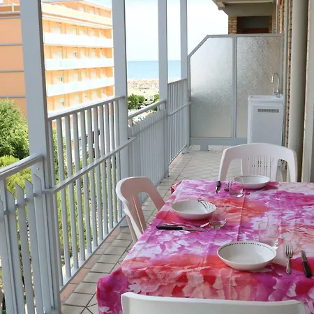 Ca' Laurana - 50m From The Apartamento Bibione